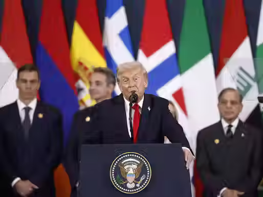 Trump encabezó la firma del acuerdo con Egipto, Qatar y Turquía para poner fin a la guerra en Gaza: “Tenemos paz”