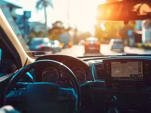 Una nueva ley de Florida multa a los conductores que pasen de largo frente a estas señales