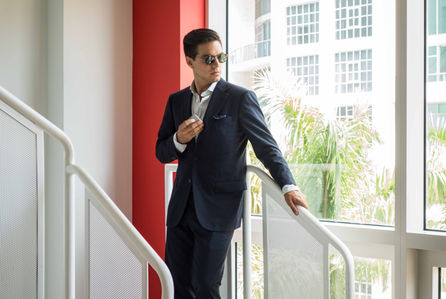 Professional looking Portraits for corporates and individuals 