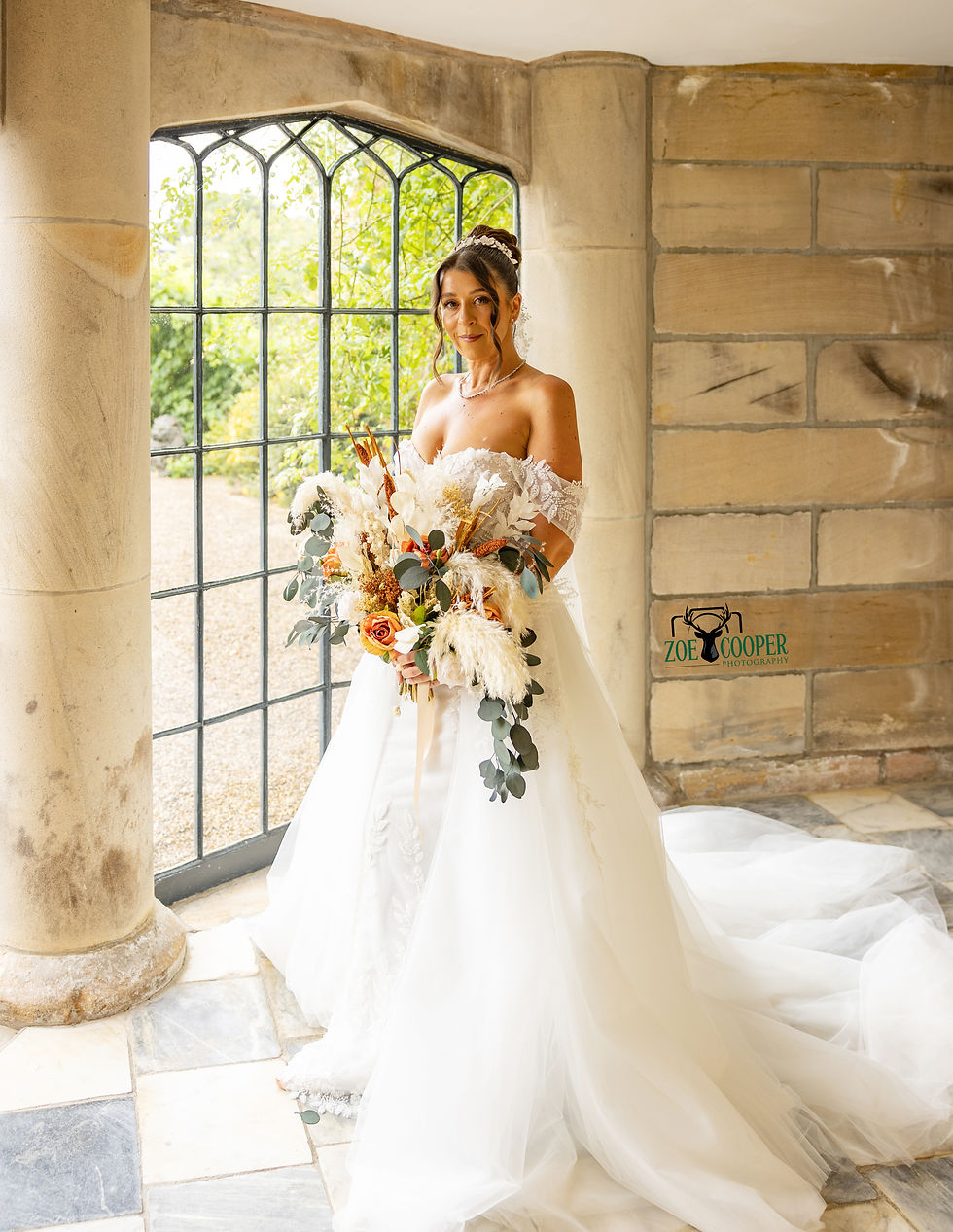 Montse & Dave’s Wedding at Sneaton Castle, Whitby – Sunshine, Laughter and Plenty of Energy!