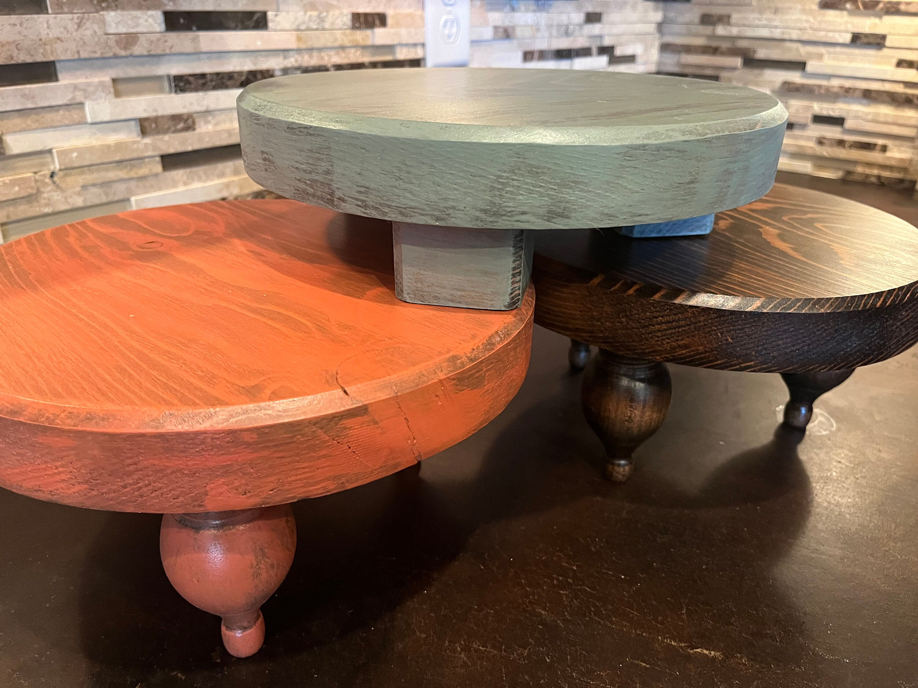 10" Round Riser Table