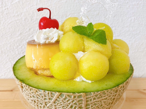 【期間・数量限定の豪華パフェ】メロンの輝き予約受付開始