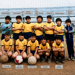 FOTO CON HISTORIA (1979-1980) Campeones de la Serie Infantil del Club Deportivo Prat
