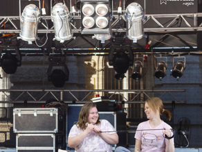 Csillag születik, majd ki is hunyt - Taylor Jenkis Reid: A Daisy Jones & The Six - könyves podcast