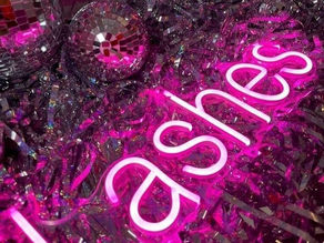 Master the Art of Lash Extensions with The Ultimate Lash Extensions Course