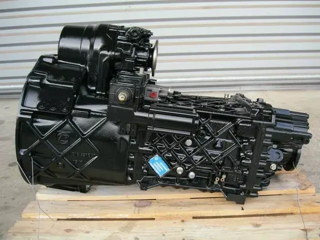 ZF 16S151 GEARBOX