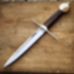 Knightly Dagger in bronze and Ironwood