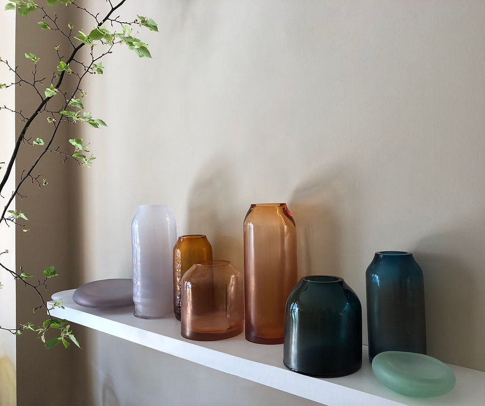 Thumbnail: RAW VASE  |  ALABASTER