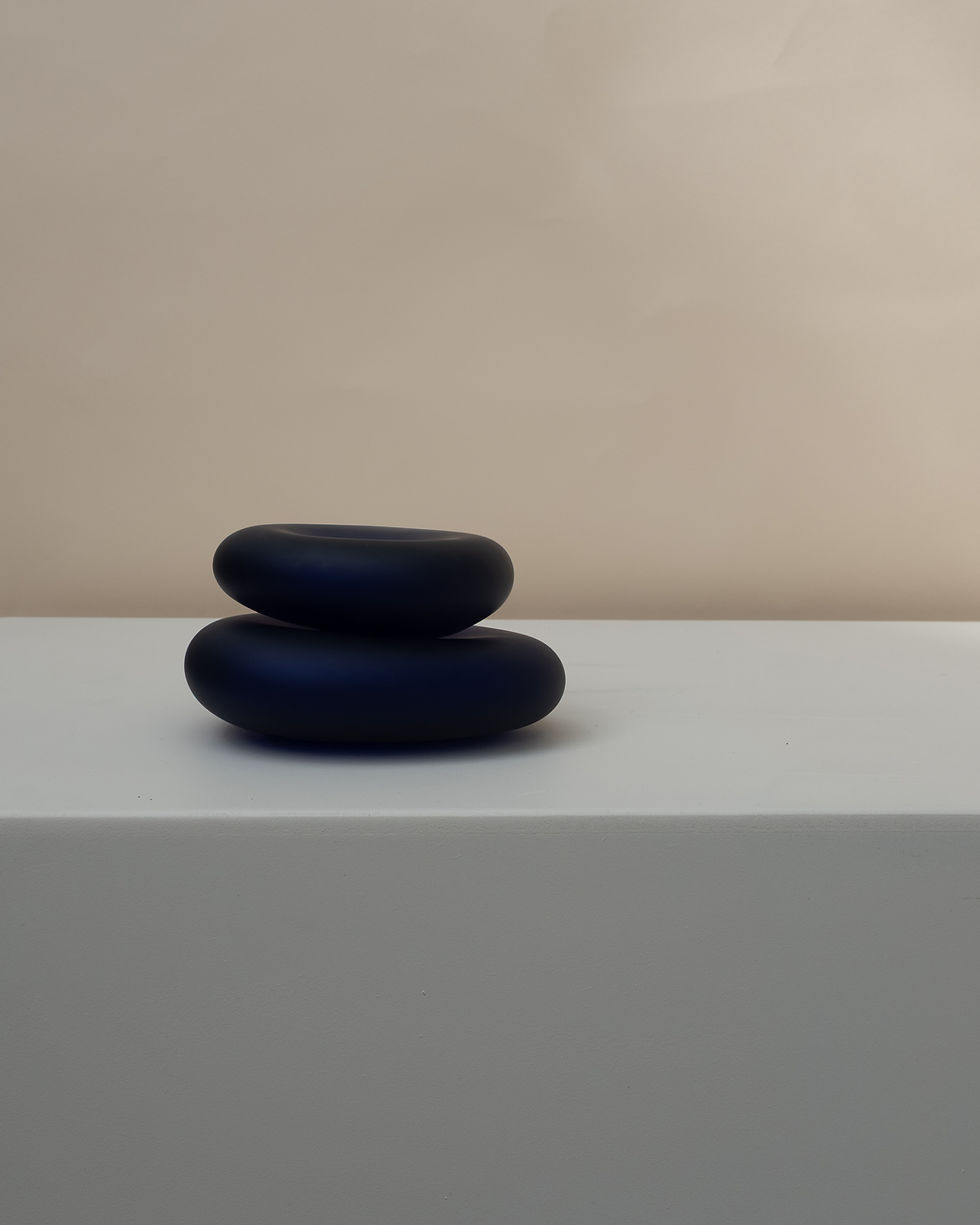 Thumbnail: Blue mouth-blown glass sculpture blaue mundgeblasene Glasskulptur