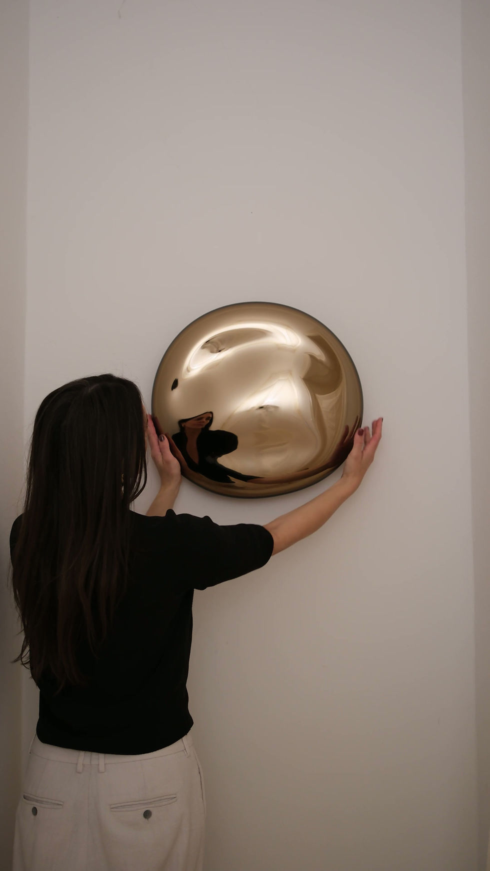 Thumbnail: No. 149 | CONTEMPORARY MIRROR SCULPTURE | SMOKE TOPAZ | XL Ø 45x49cm