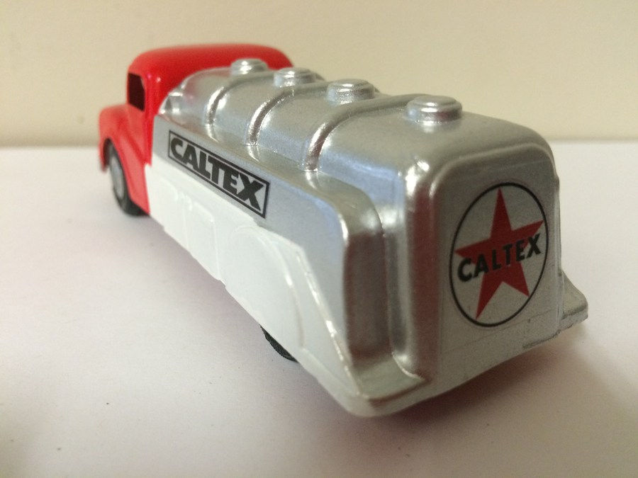 Brentoy Austin Tanker-Caltex 3 color