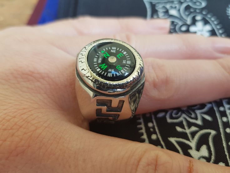 Miniatura: ANELLO BUSSOLA