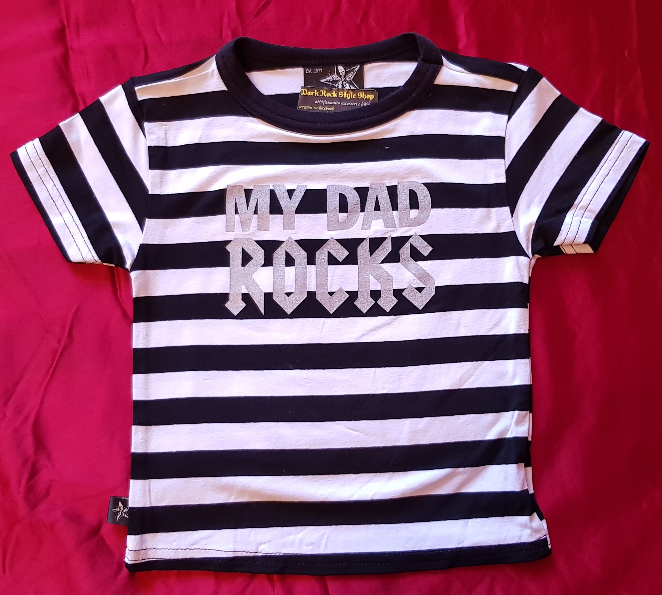 DAD ROCKS T-SHIRT