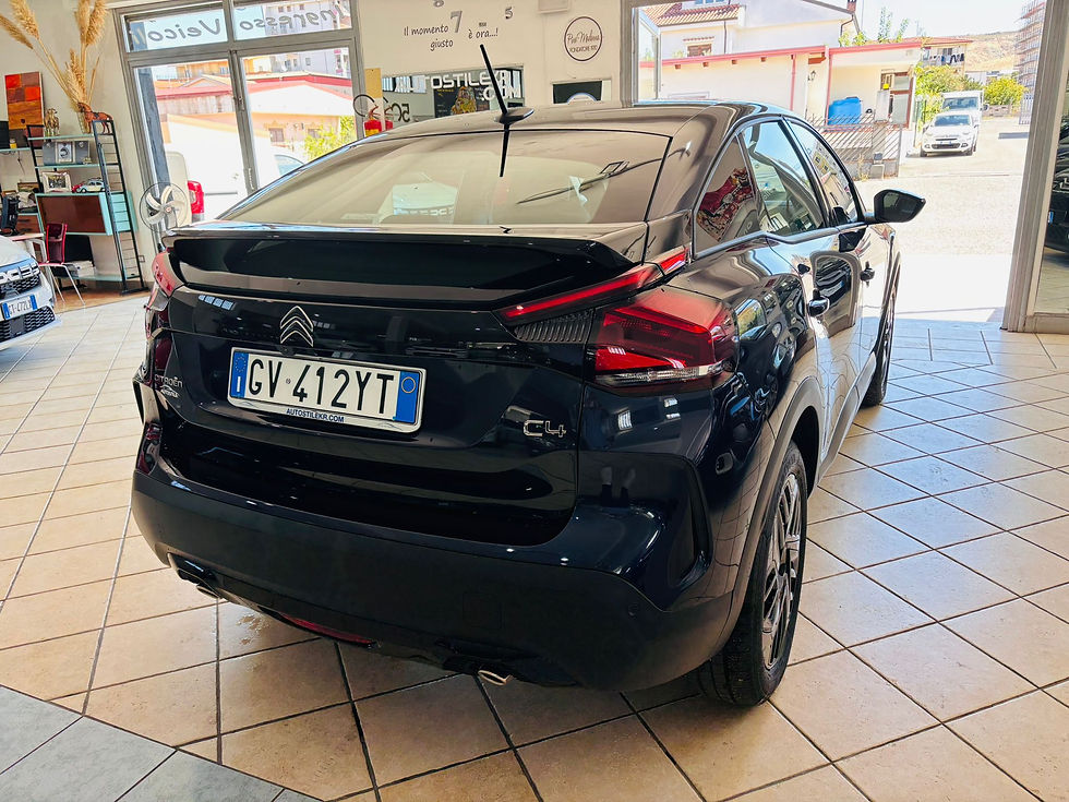 Miniatura: CITROEN C4 1.2 130CV PLUS