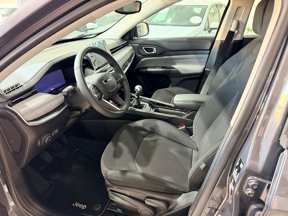 Miniatura: JEEP NEW COMPASS 1.6 MULTIJET II 130CV LONGITUDE €6