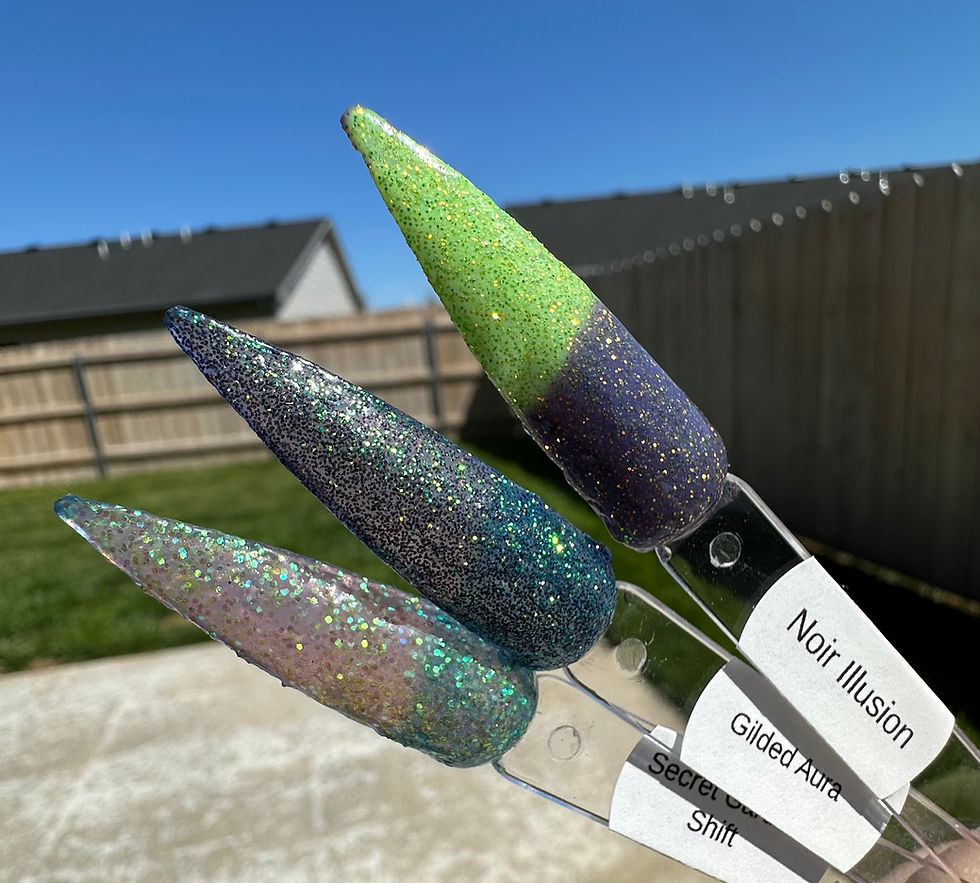 Thumbnail: Gilded AuraThermal Nail Dip Powder  