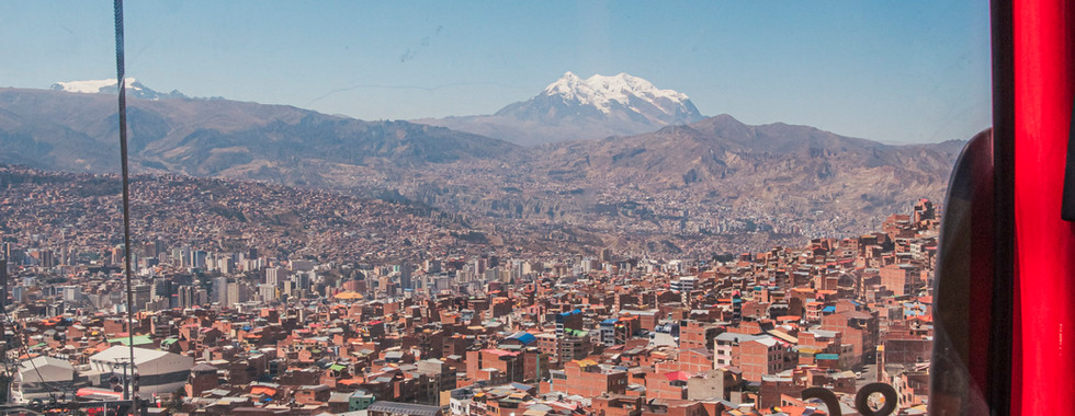 玻利维亚拉巴斯红色缆车中央车站