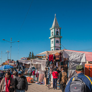 7 月 16 日,拉巴斯埃尔阿尔托的商贩