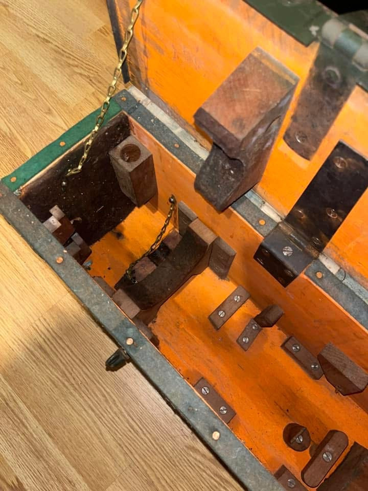 Thumbnail: WW1/WW2 Vickers & Lewis Machine Gun transit box