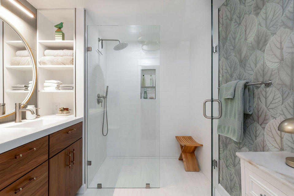 Lake Drive Bathroom Remodel 1