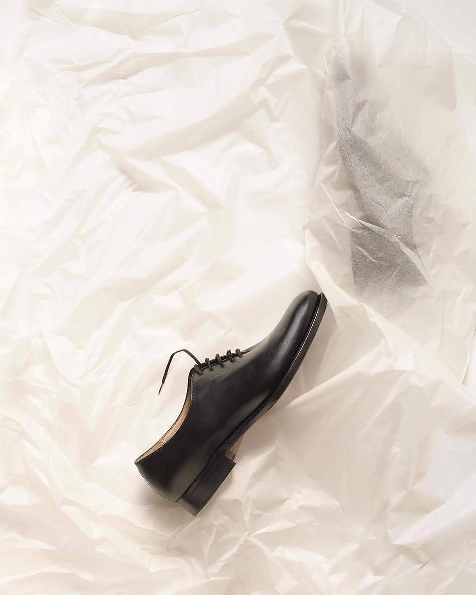 the world´s first traceable leather footwear by Josefin Liljeqvist