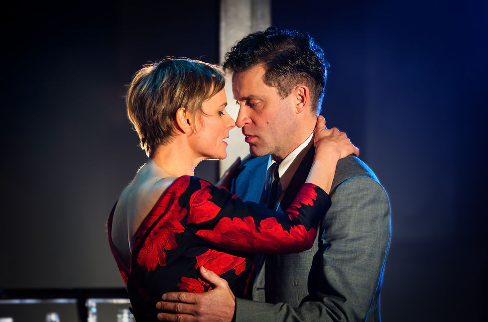 Liverpool Playhouse welcomed the daring thriller, North By Northwest, to their stage as part of a UK Tour for the show (Credit: Steve Tanner/Supplied/Image was provided to The Liverpudlian with permission to share, courtesy of the Publicist on behalf of their client. We make no claim to this content).