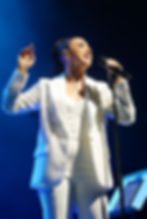 'Sydnie Christmas: My Way Tour' live at The Liverpool Philharmonic Hall in The Georgian Quarter of Liverpool City Centre (Credit: Picture The Music/Supplied/Image was provided to The Liverpudlian with permission to share, courtesy of the Publicist on behalf of their client. We make no claim to this content).