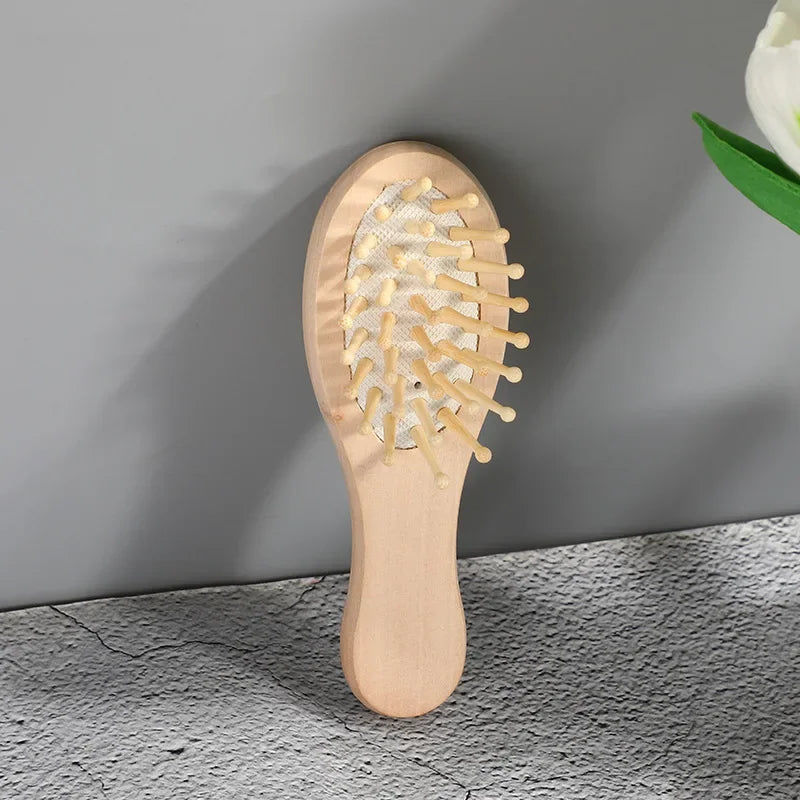 Thumbnail: Bamboo Massage Comb