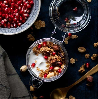 Granola_nøttertranebær_miljø.jpg