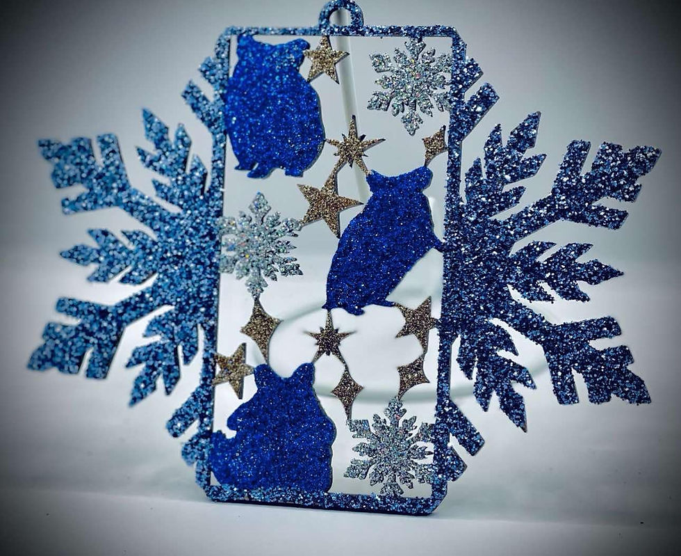 Small animal snowflake glitter bauble