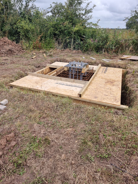 Ryse E5 installation Swaby Lincolnshire
5kW Ryse turbine installation, all works carried out by Artimus.  Construction of the shuttering.