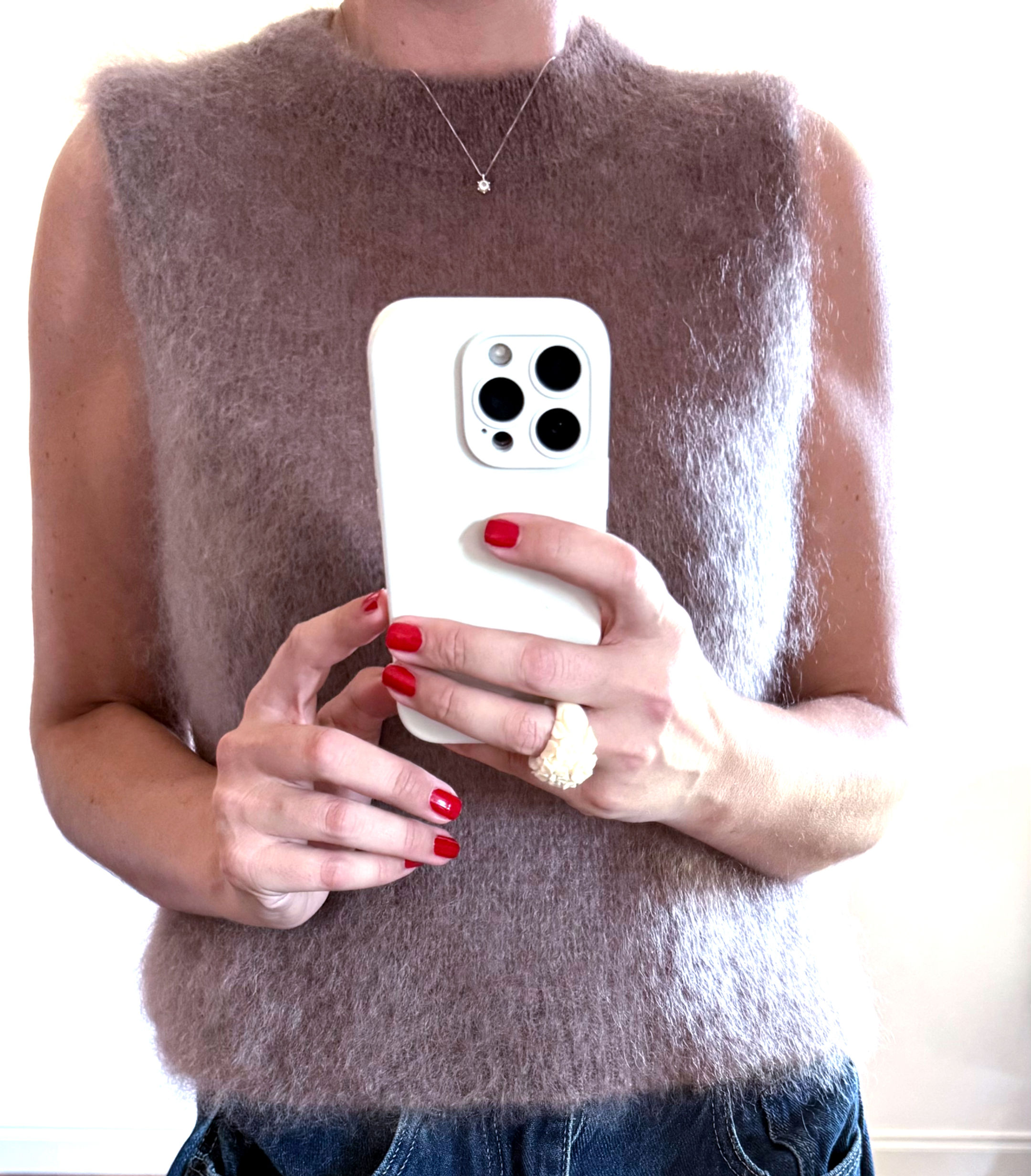 Smanicato 81% Kid di Mohair Beige ( il colore è indescrivibile)