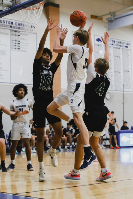 "Lethal Sniper with Explosive Versatility: The Ultimate Competitor "