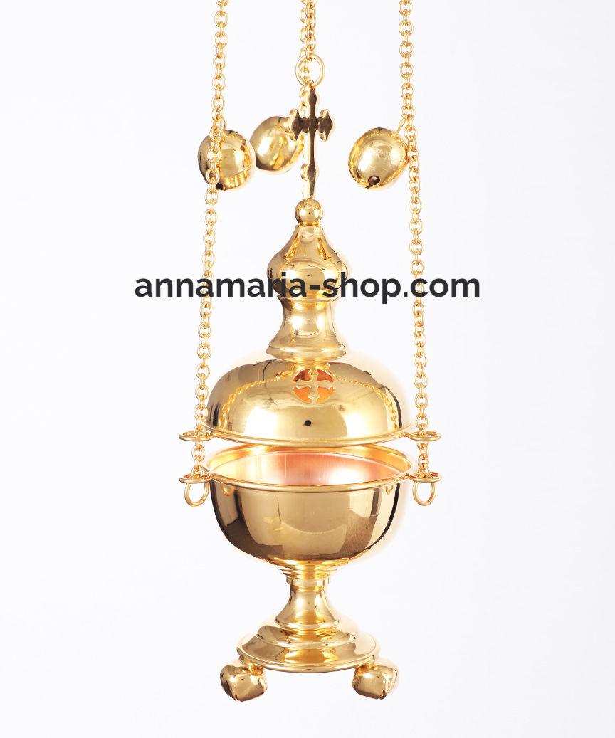 Кръгла малка месингова кадилница с прешлени