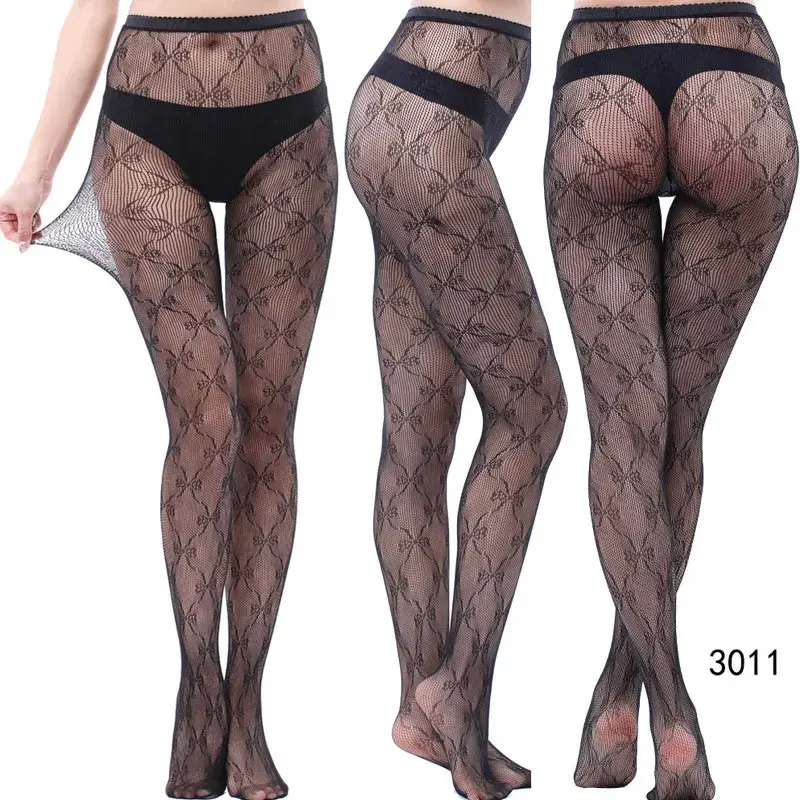 Thumbnail: Edgy Printed Fishnet Tights
