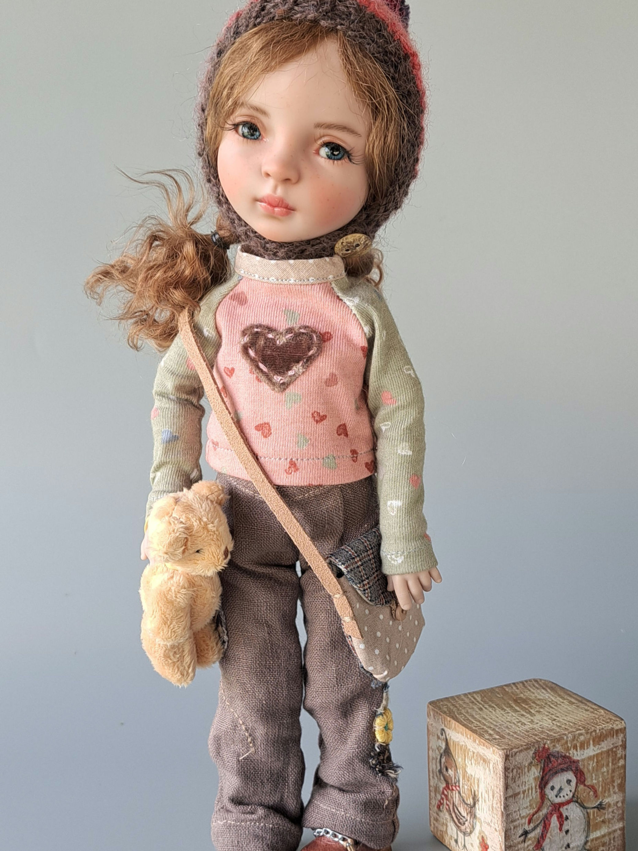 Katya, Poupée articulée BJD 28 cm (10,6 pouces)