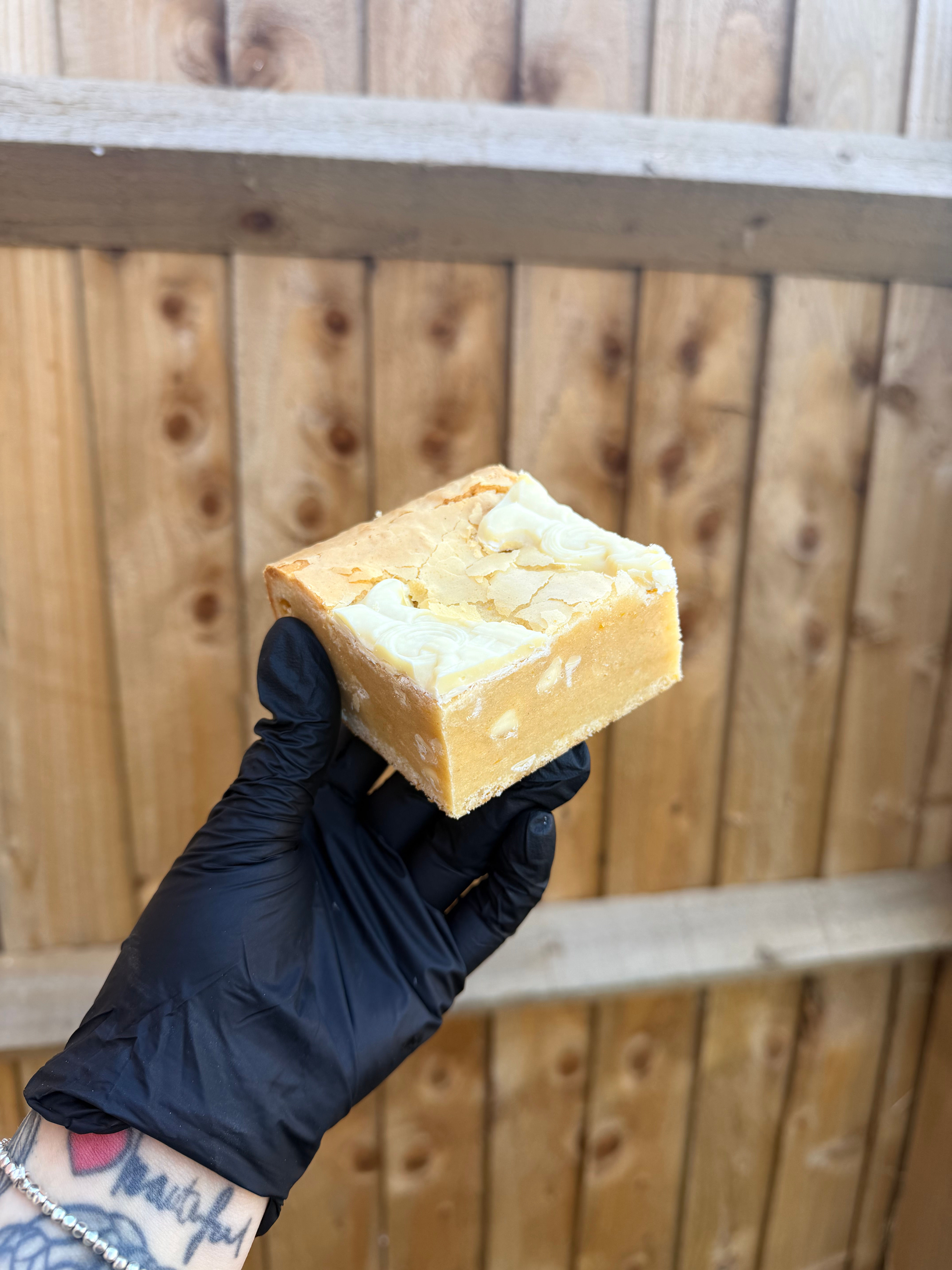 Milkybar Blondie 