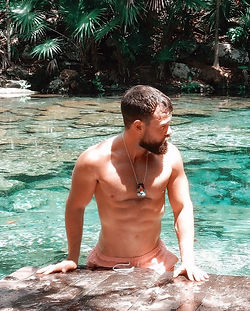 Joyería para hombre.