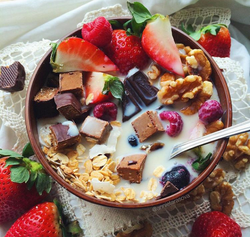 lapte ovaz fructe nuci ciocolata