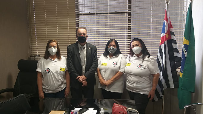 Agentes comunitárias de Catanduva vão a Brasília reivindicar direitos