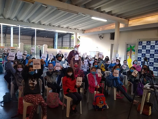 Com orientação musical, EMCAa faz ação educativa nos colégios particulares