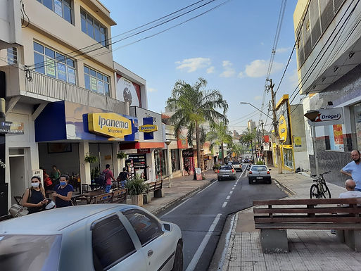 Prefeitura suspende restrições de dias e horários, mas mantém limite de 80% de ocupação
