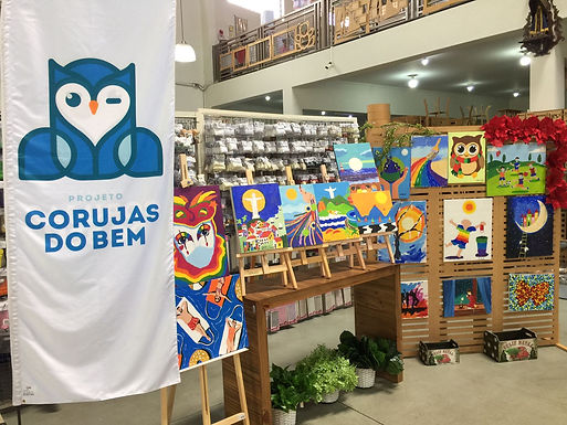 Loja de Catanduva realiza feira de artesanato em prol de instituições filantrópicas