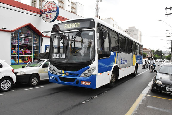 Prefeitura repassa quase R$ 200 mil para bancar serviço de transporte coletivo