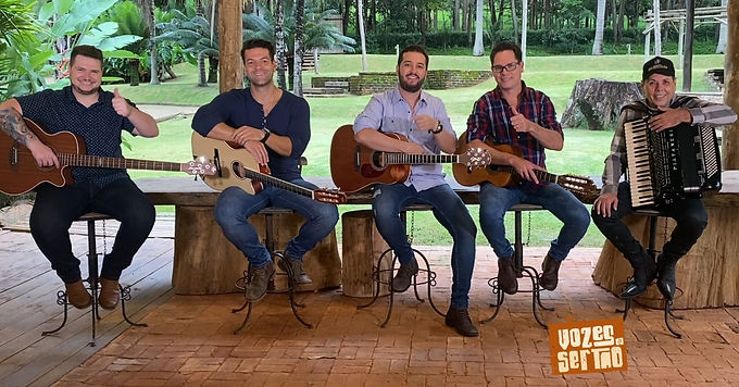 Bate-papo e música raiz deram o tom de homenagem a São Domingos
