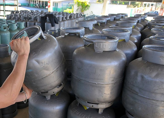 Com novo reajuste, gás de cozinha chega a R$ 105 em revendedores de Catanduva