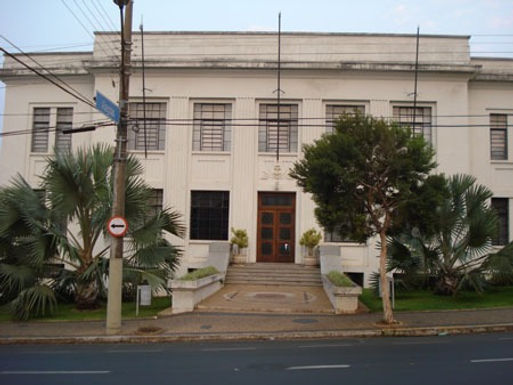 Secretaria de Educação organiza ‘excursão’ de professores para evento político em SP