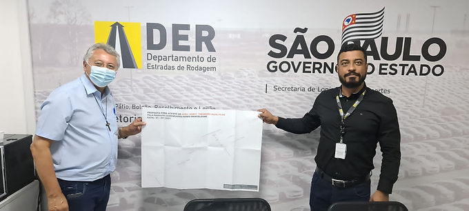 Padre Osvaldo cumpre rotina semanal em SP e fala em novo acesso ao Theodoro Rosa Filho