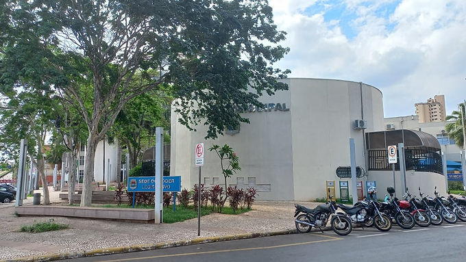 Câmara devolve dois computadores e instaura sindicância para apurar processo de compra