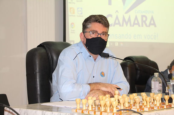 Grupo Versus repudia críticas de vereadores e sugere análise pela Comissão de Ética